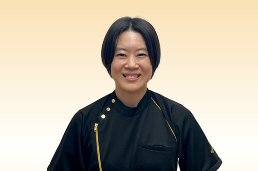 東海林 悦子